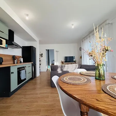 Casa Lumina - T3 Neuf Avec Parking Et Balcon Appartement Trélazé